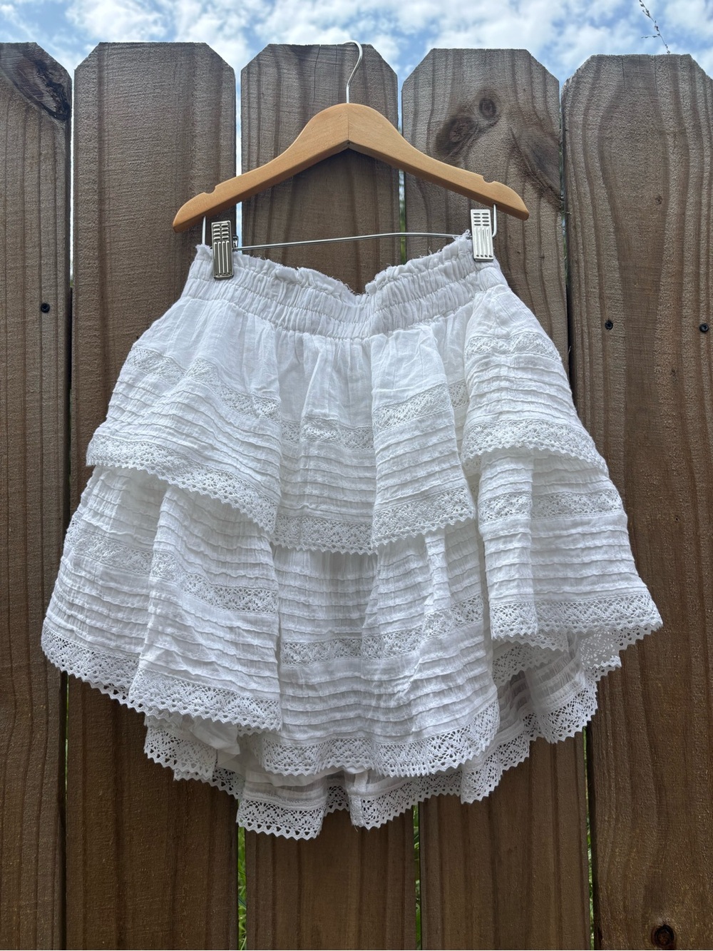 AERIE  white rock n ruffle skirt WHITE Size Small petite